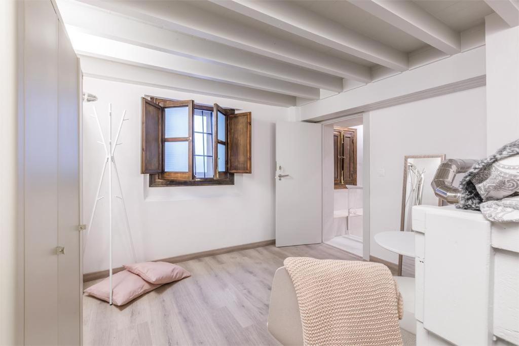 Molinillo 2 Bedrooms In Center Malaga